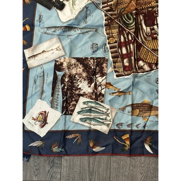 Ralph Lauren Women's Blue & Black 100% Silk Fish Print Scarf RARE fisherman - Picture 10 of 14